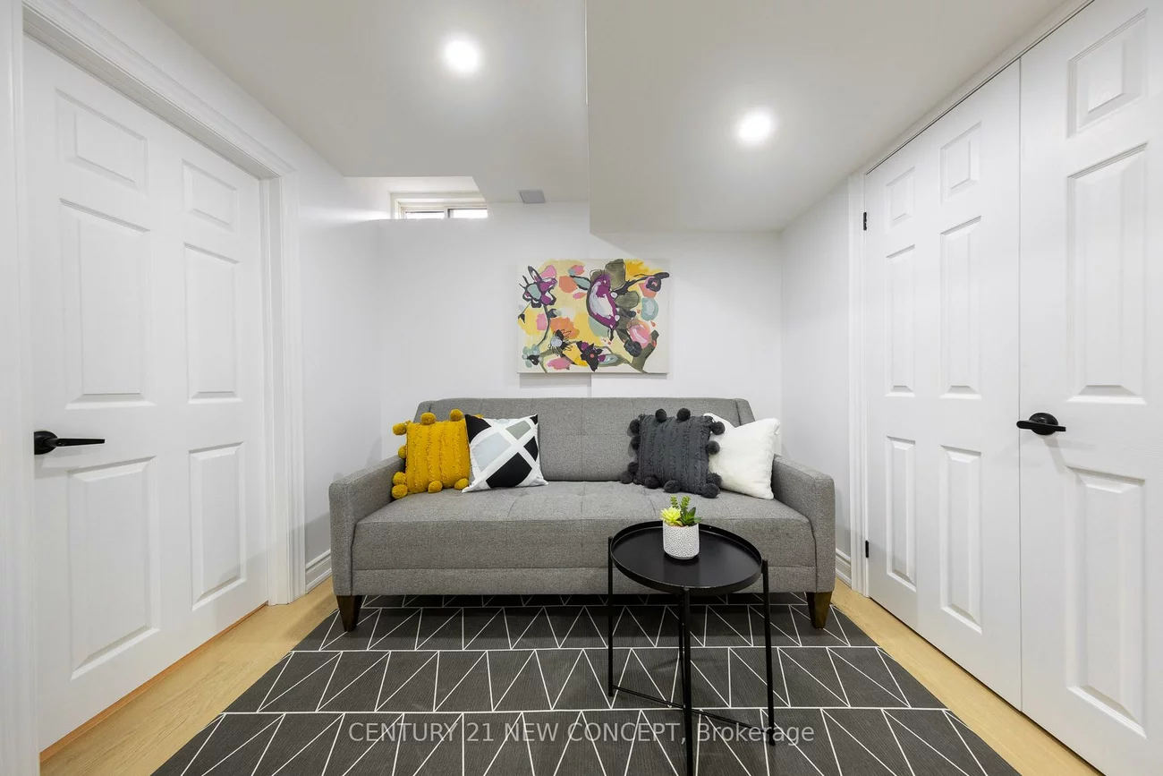 73, Steckley, Bayview Wellington, Aurora