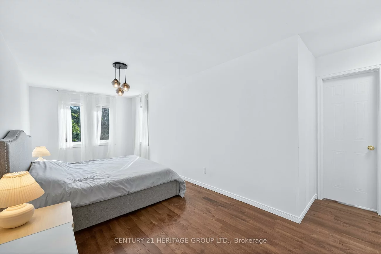112, Sandfield, Aurora Highlands, Aurora