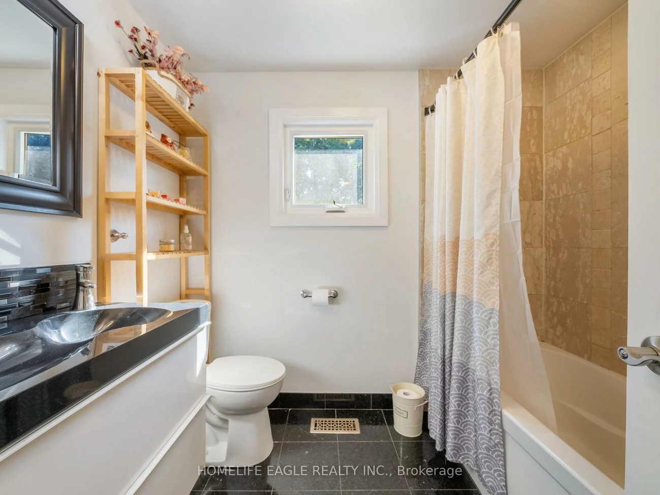 30, Moffat, Aurora Heights, Aurora