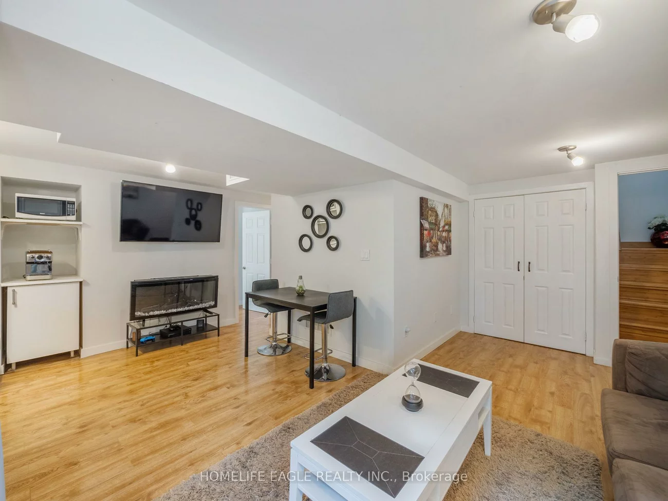 30, Moffat, Aurora Heights, Aurora