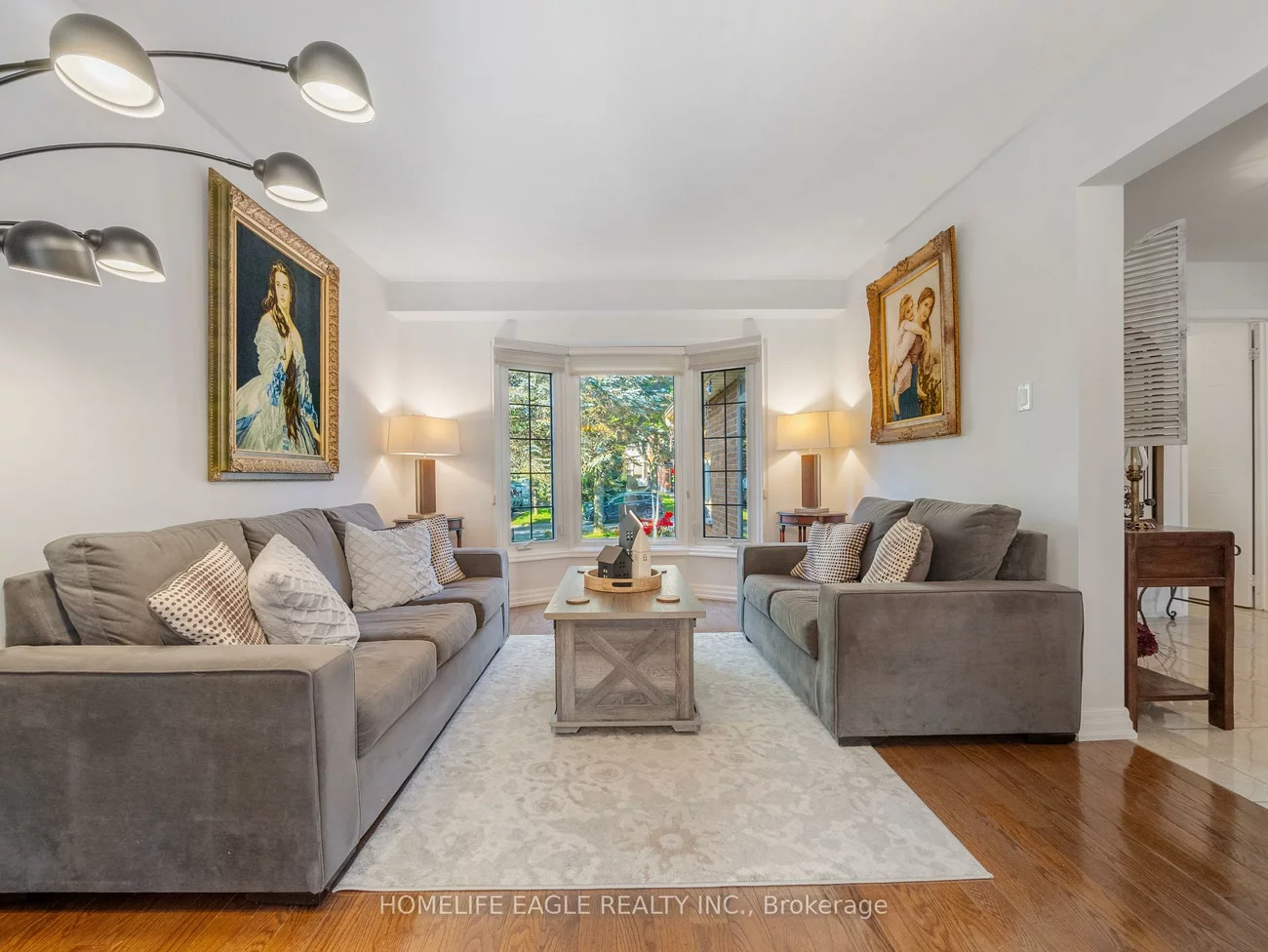 30, Moffat, Aurora Heights, Aurora