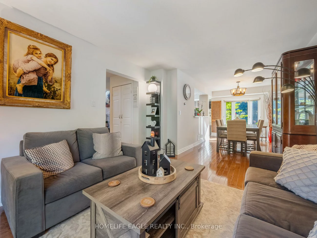 30, Moffat, Aurora Heights, Aurora