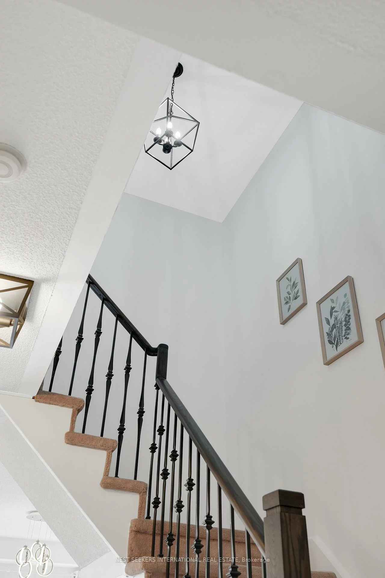 101, Mugford, Bayview Wellington, Aurora
