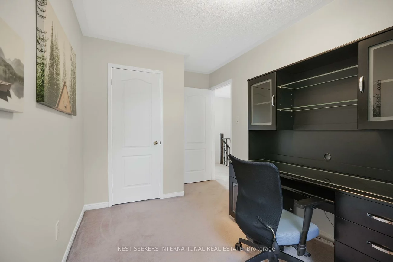 101, Mugford, Bayview Wellington, Aurora