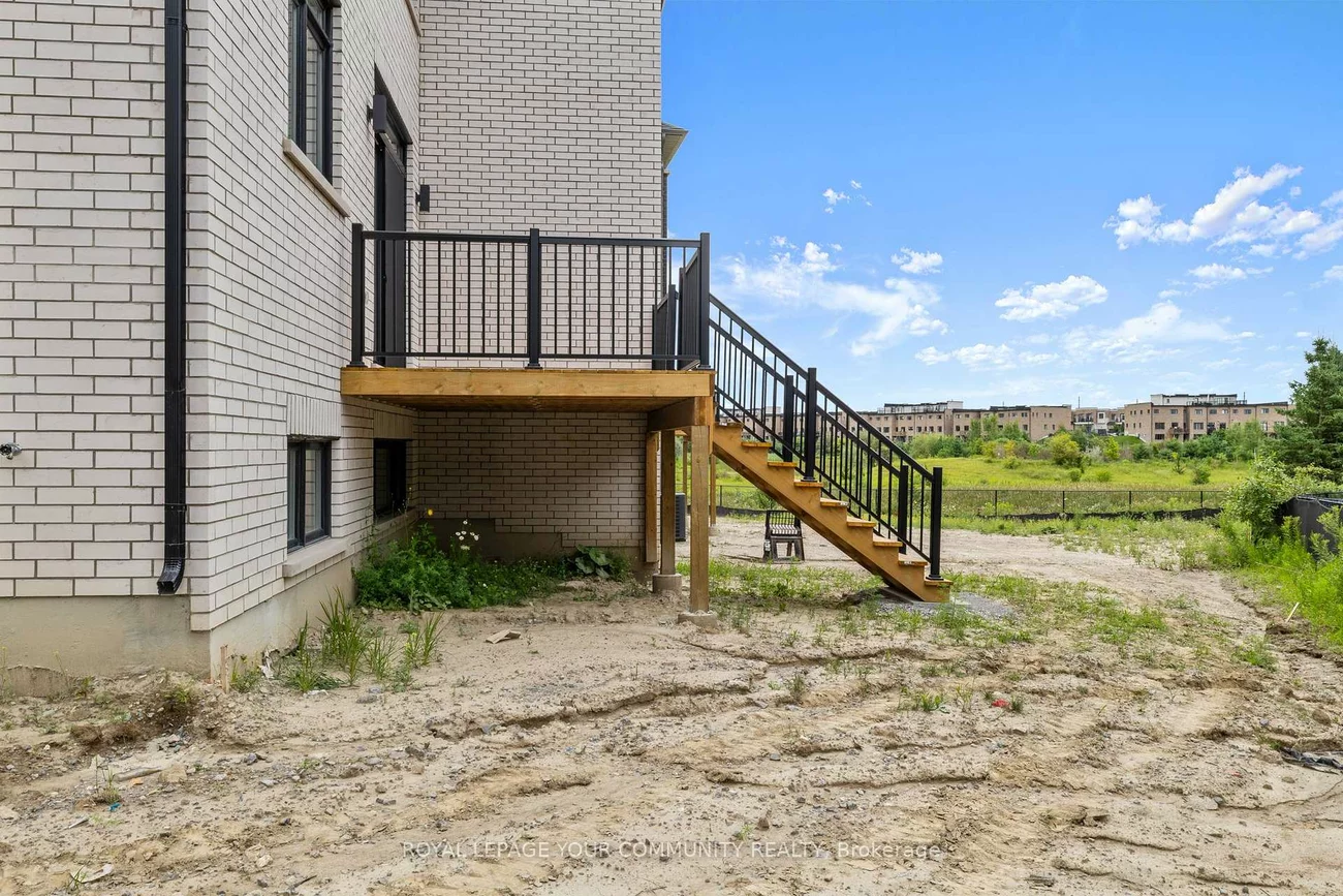 2, Bunn, Bayview Northeast, Aurora