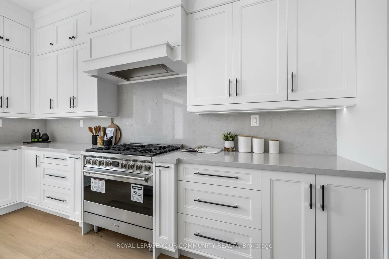 2, Bunn, Bayview Northeast, Aurora