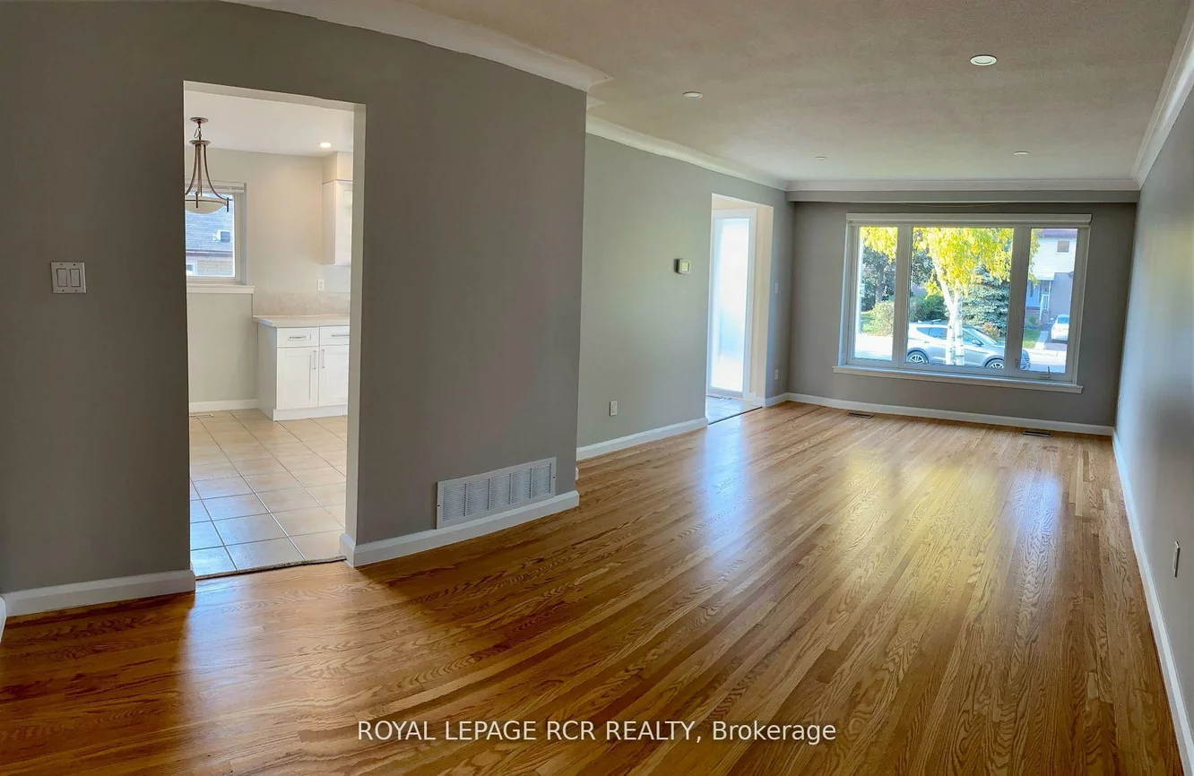 15, Mcdonald, Aurora Heights, Aurora