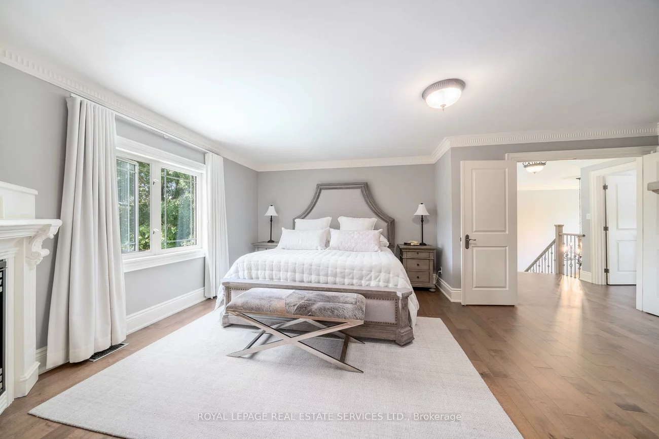 16, Sherman Oaks, Hills of St Andrew, Aurora