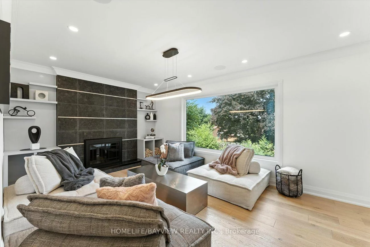 106, Crawford Rose, Aurora Heights, Aurora