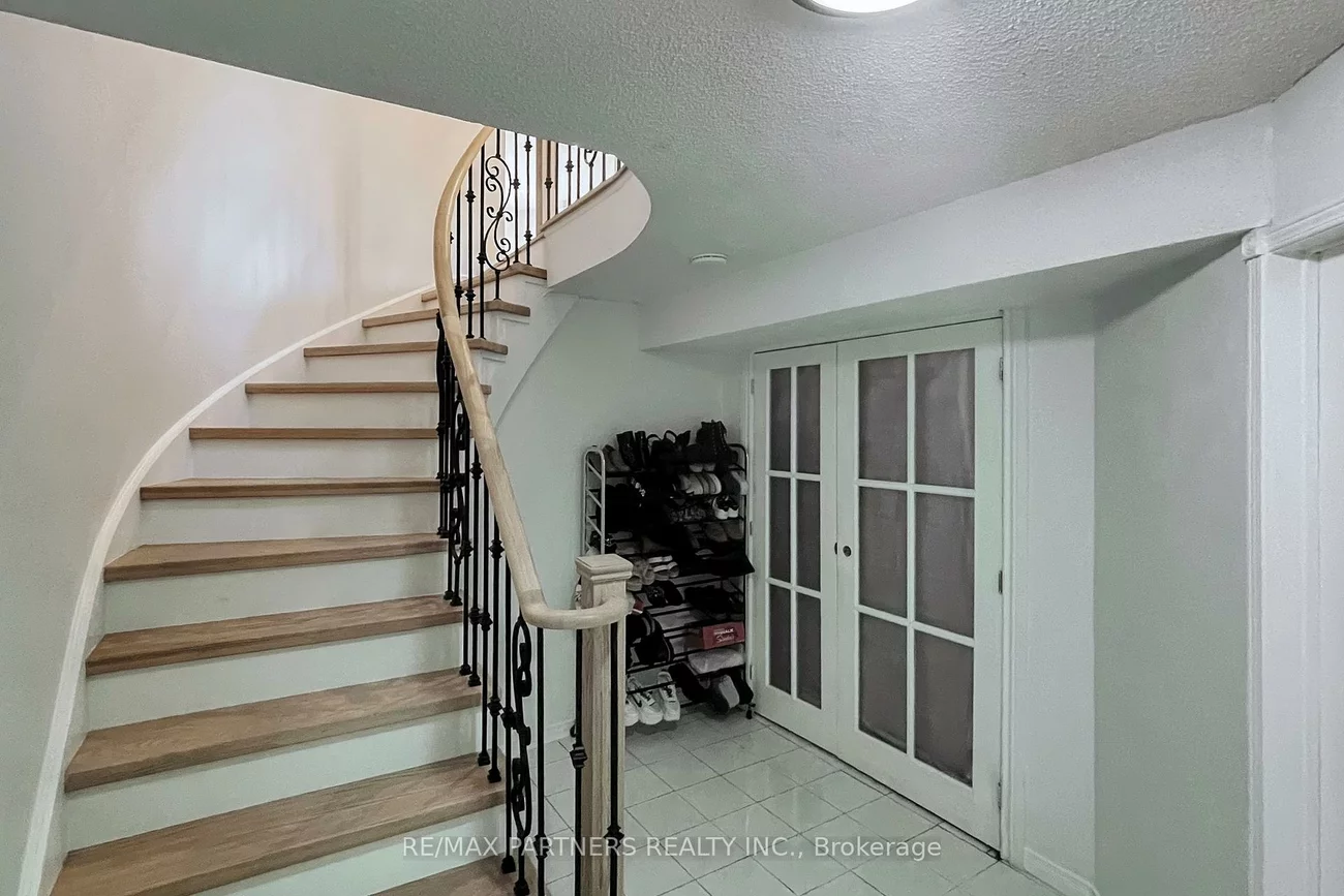 26, Sandfield, Aurora Highlands, Aurora