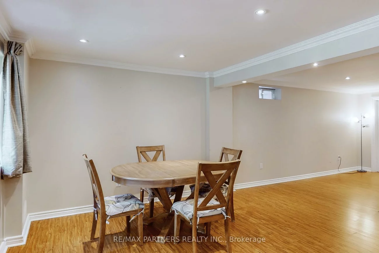 26, Sandfield, Aurora Highlands, Aurora