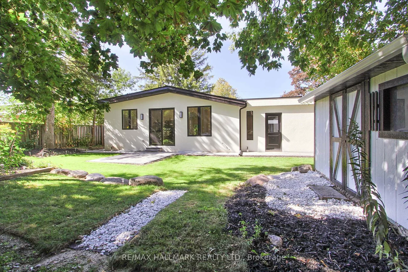 25, Knowles, Aurora Highlands, Aurora