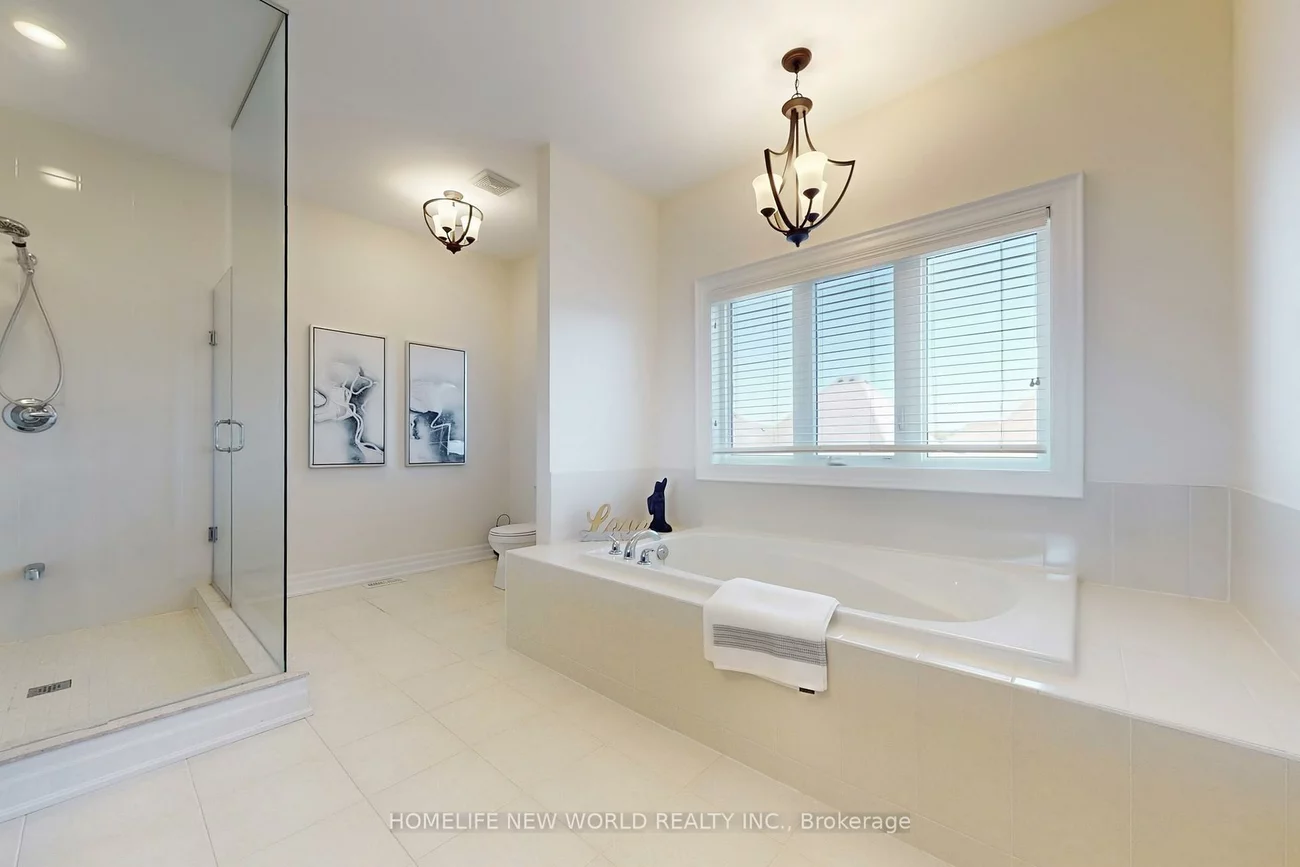 36, Strawbridge Farm, Aurora Grove, Aurora