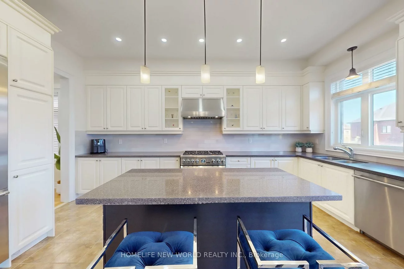 36, Strawbridge Farm, Aurora Grove, Aurora