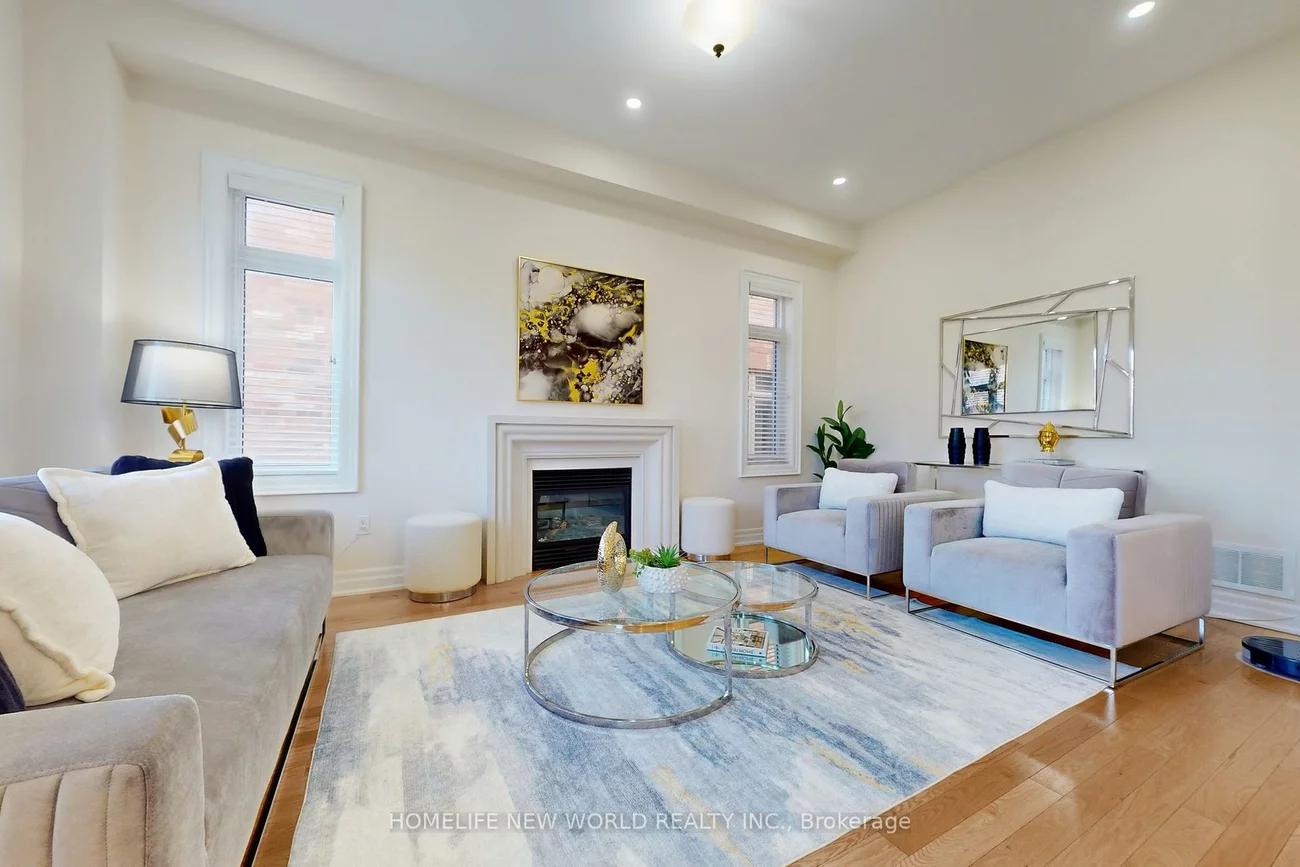 36, Strawbridge Farm, Aurora Grove, Aurora