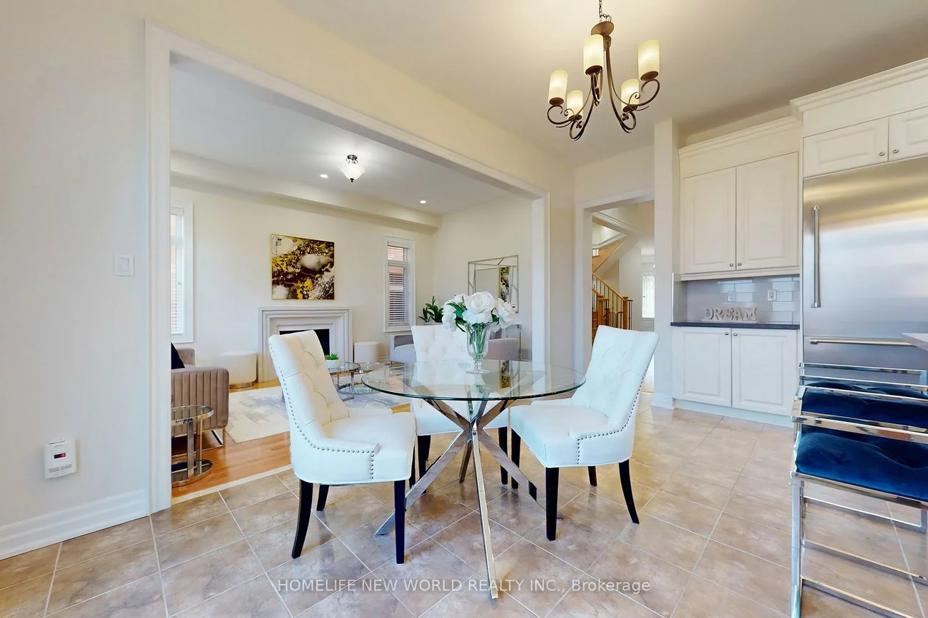 36, Strawbridge Farm, Aurora Grove, Aurora