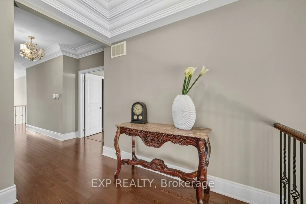22, Longthorpe, Bayview Southeast, Aurora