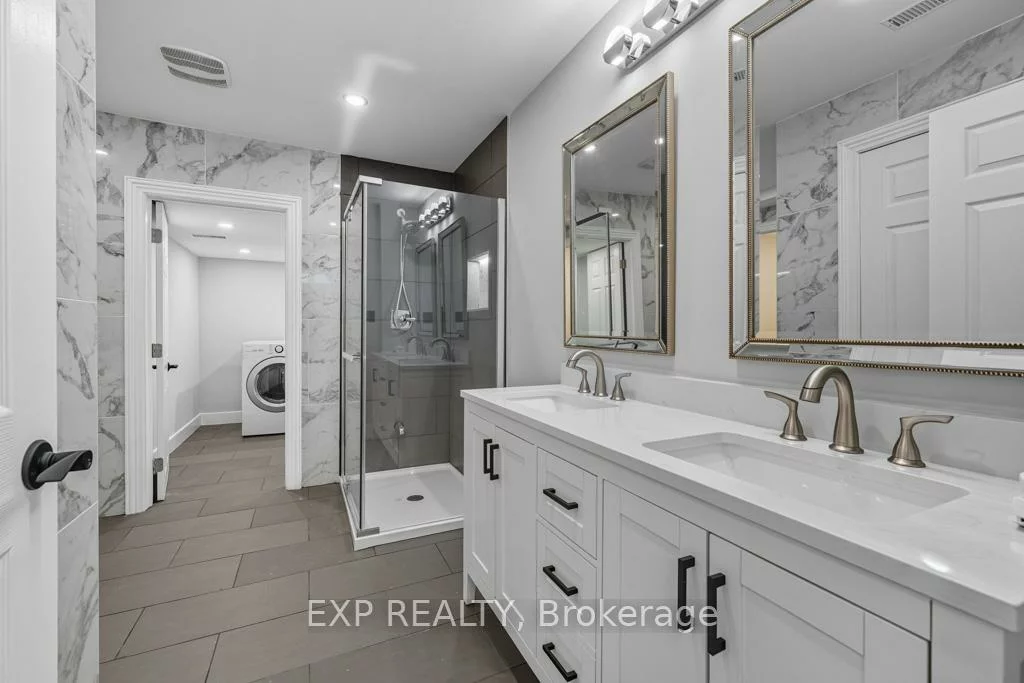 22, Longthorpe, Bayview Southeast, Aurora
