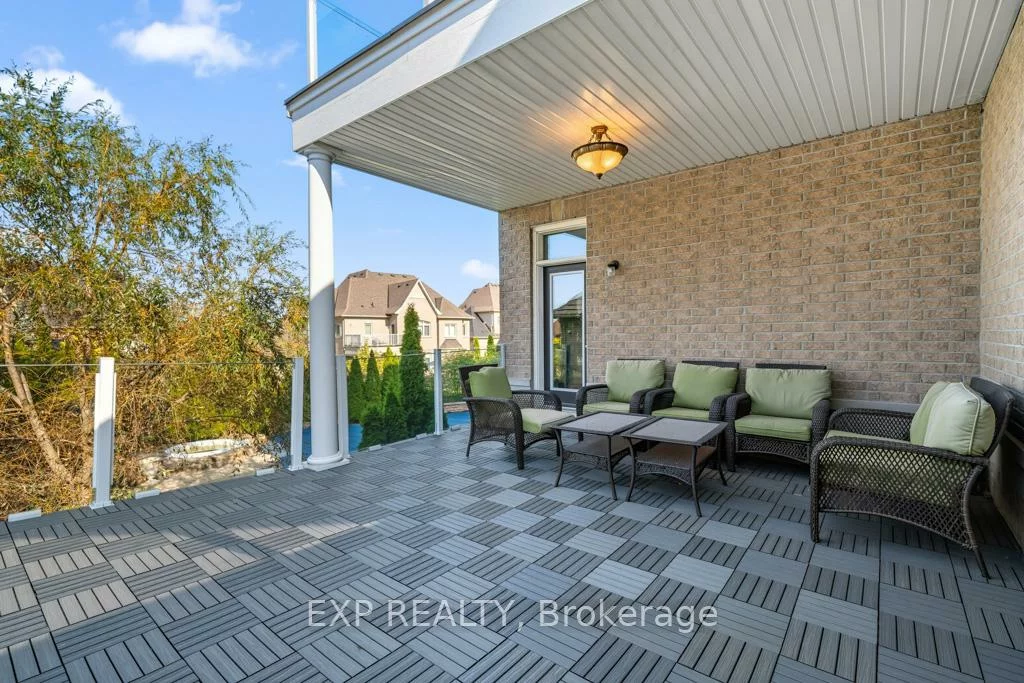 22, Longthorpe, Bayview Southeast, Aurora