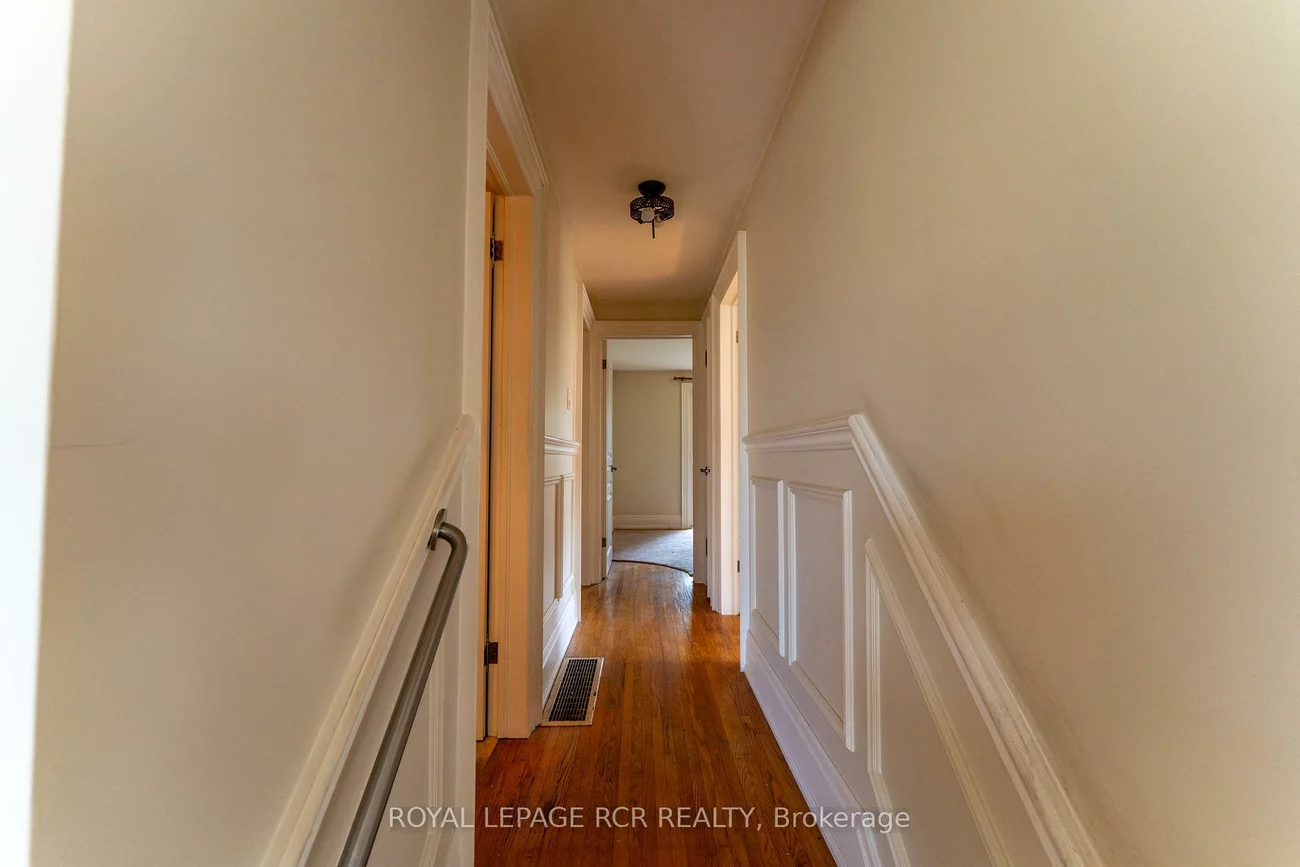 9, Dunham, Aurora Heights, Aurora