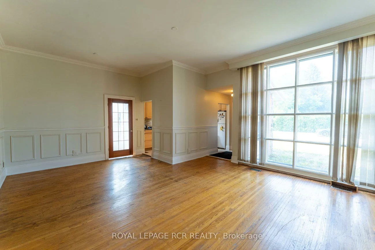 9, Dunham, Aurora Heights, Aurora