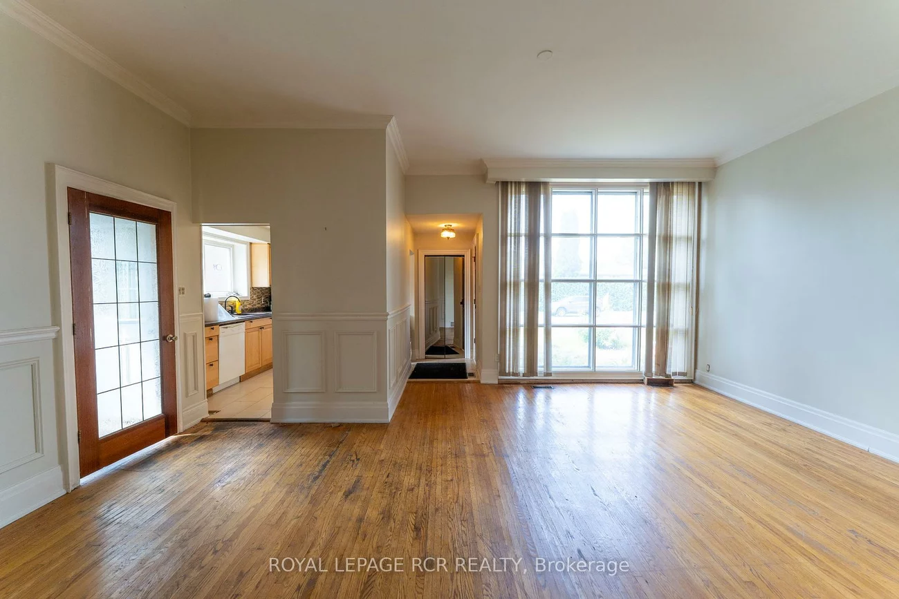 9, Dunham, Aurora Heights, Aurora