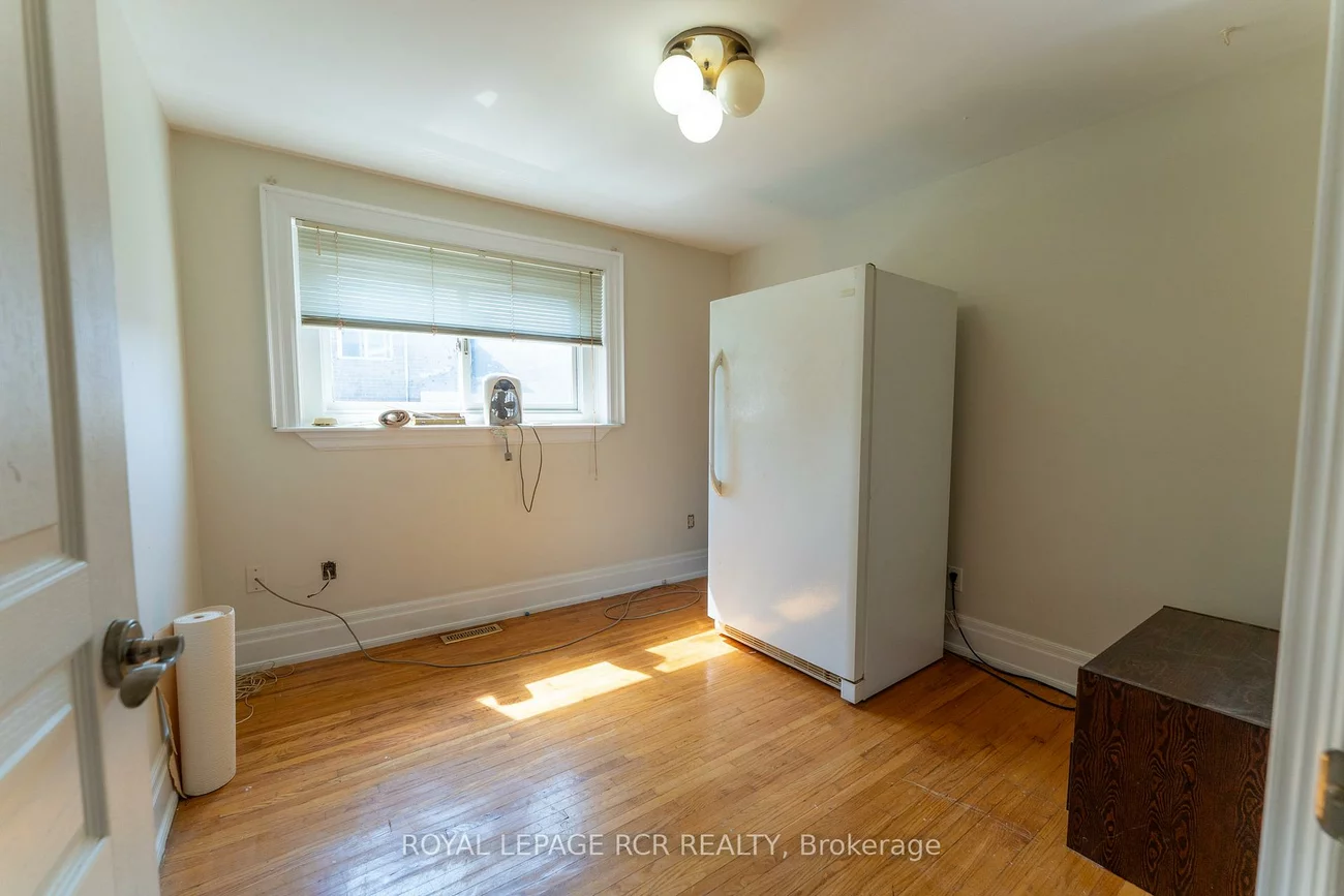 9, Dunham, Aurora Heights, Aurora