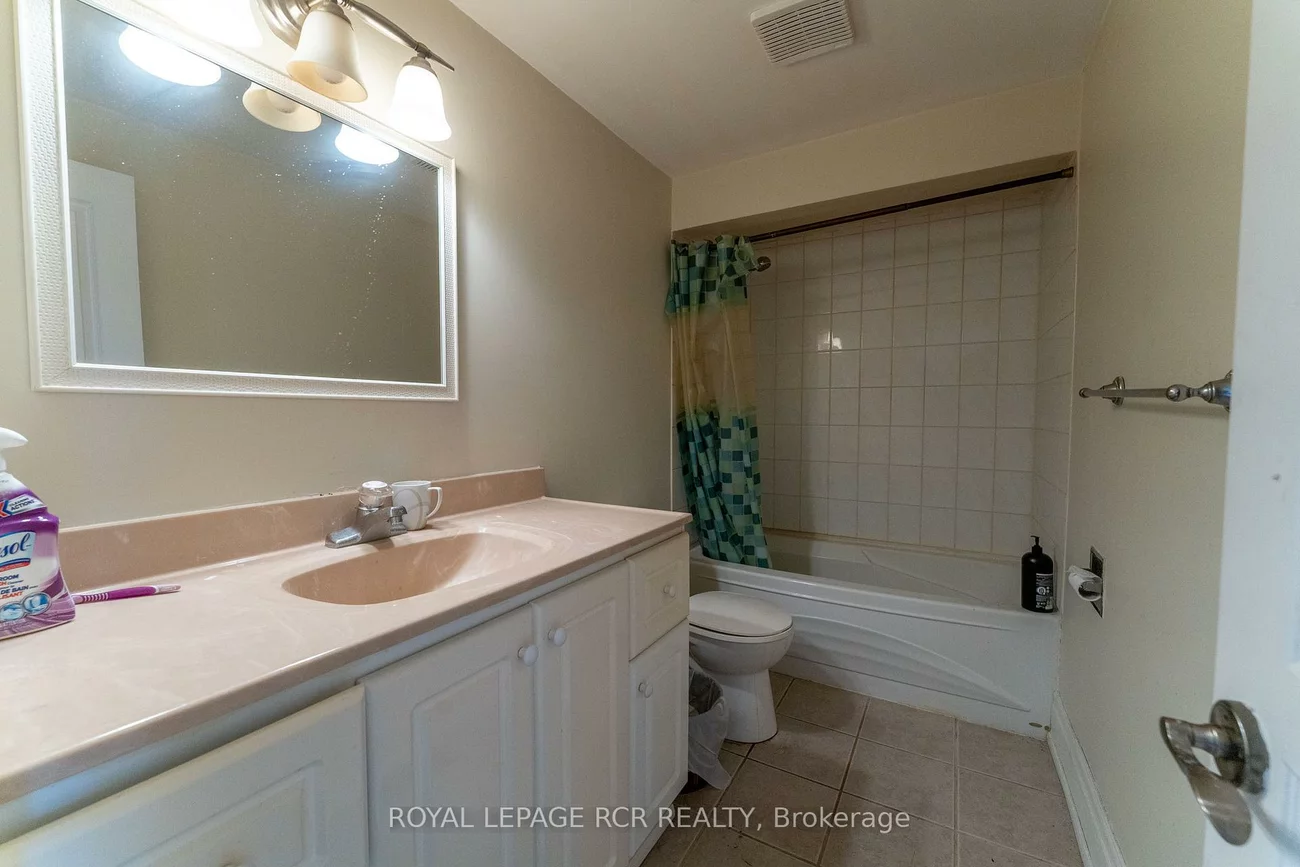 9, Dunham, Aurora Heights, Aurora