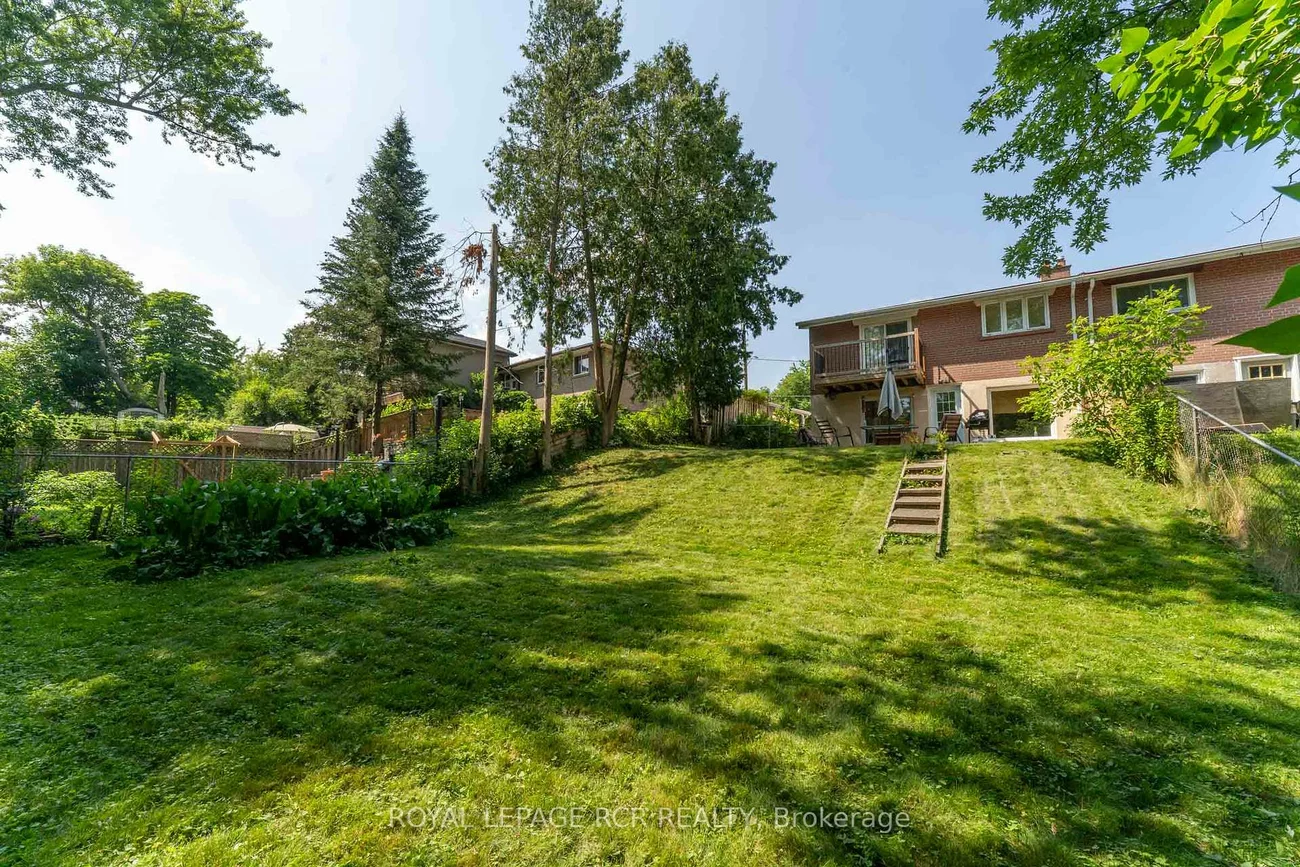 9, Dunham, Aurora Heights, Aurora