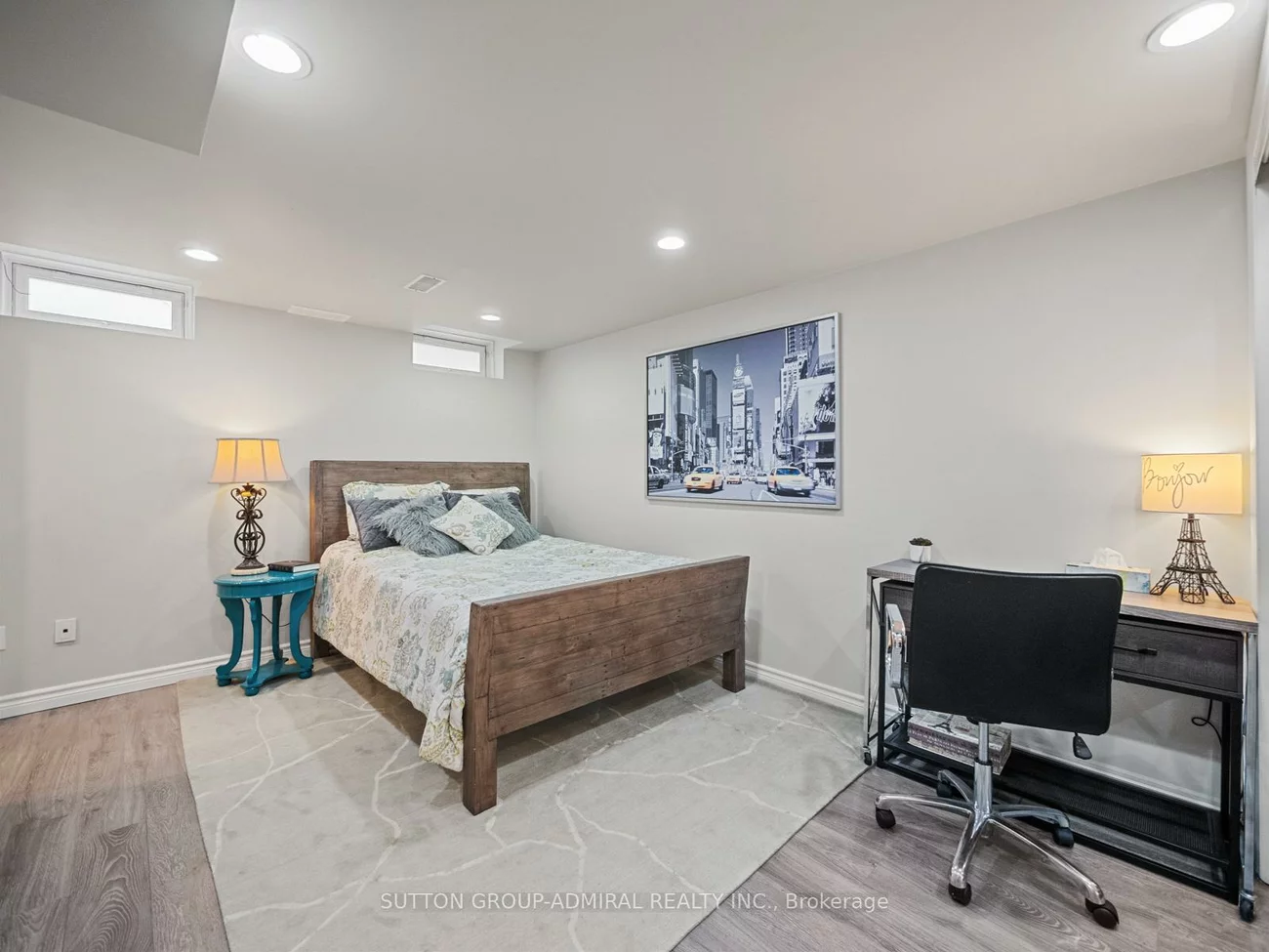 79, Watkins Glen, Bayview Wellington, Aurora