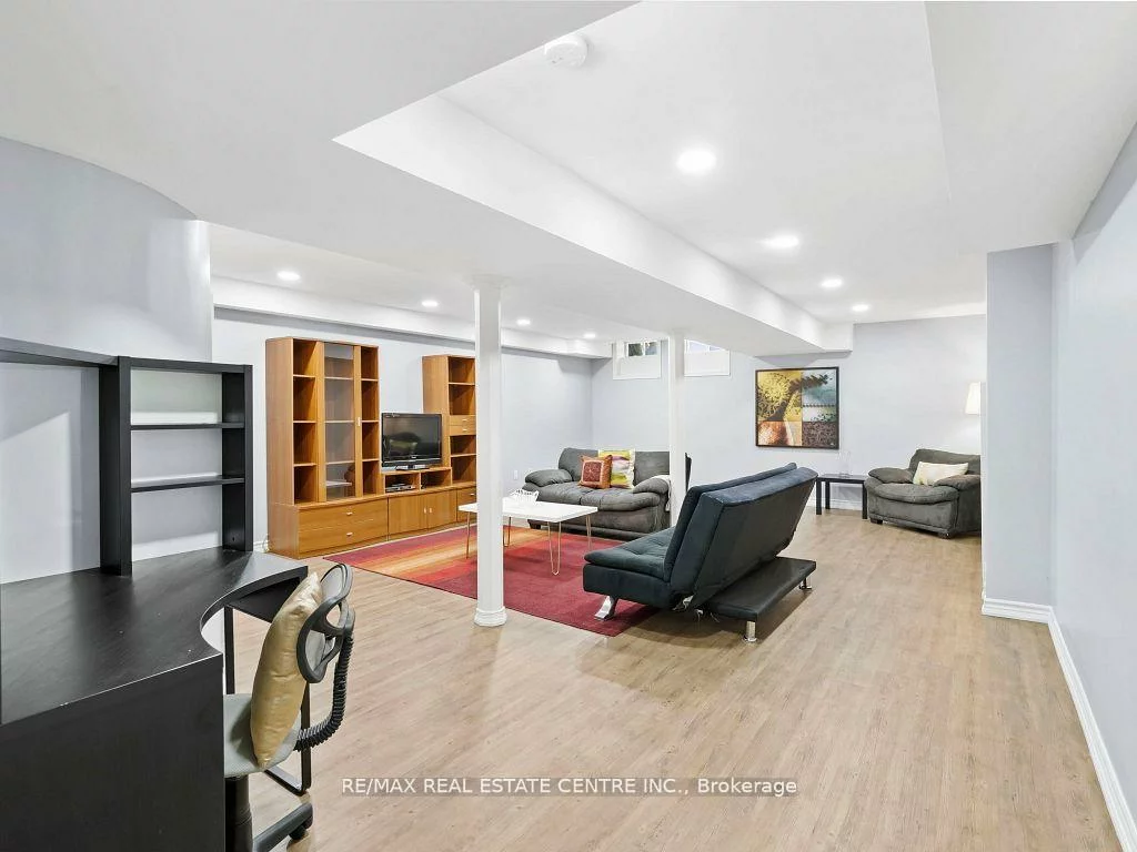 27, Martell, Bayview Northeast, Aurora