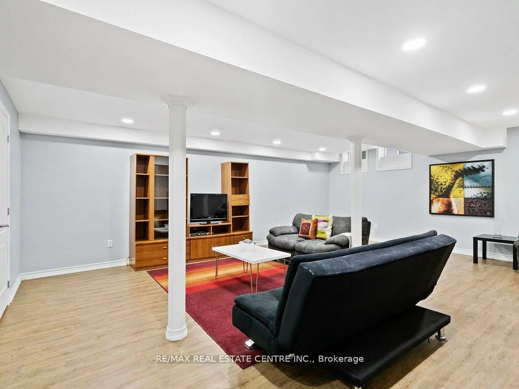 27, Martell, Bayview Northeast, Aurora