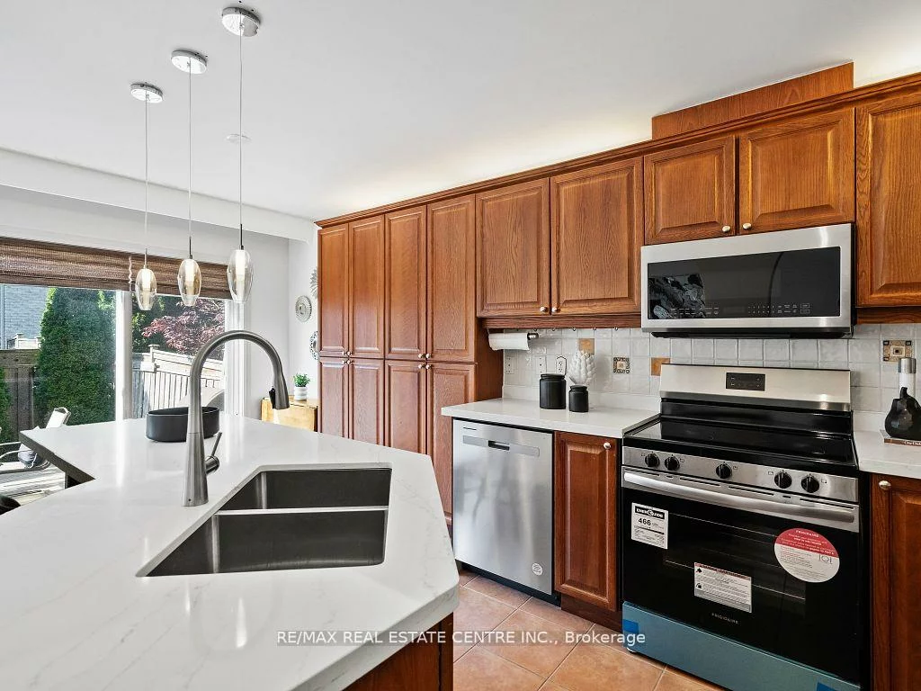 27, Martell, Bayview Northeast, Aurora