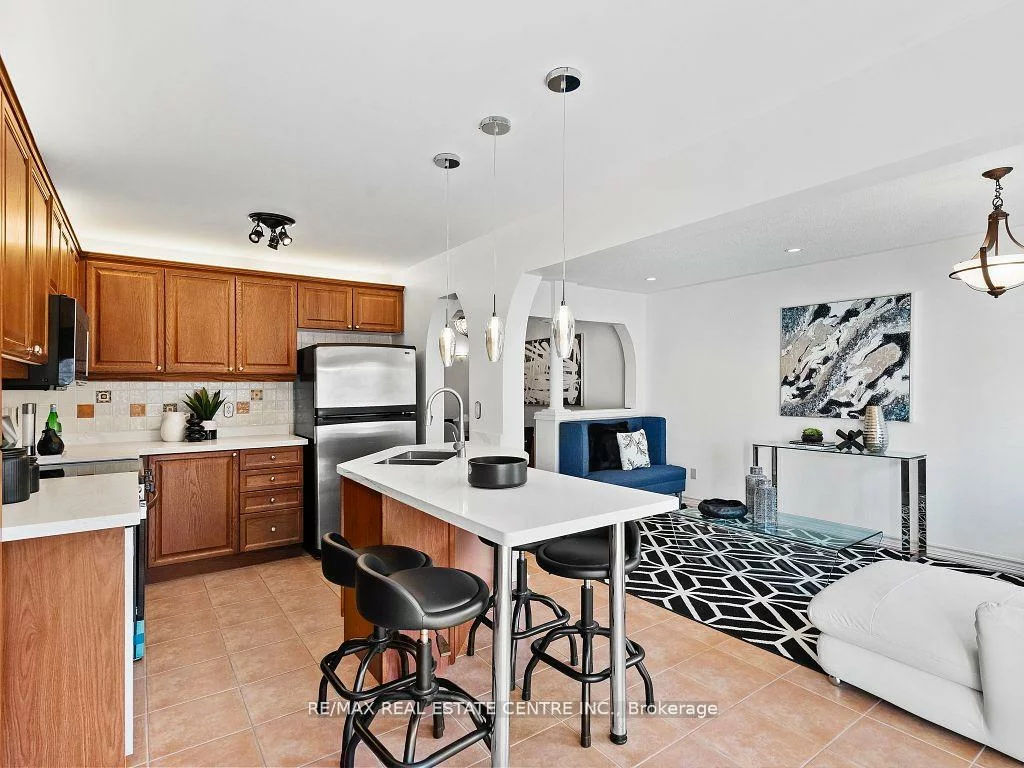 27, Martell, Bayview Northeast, Aurora