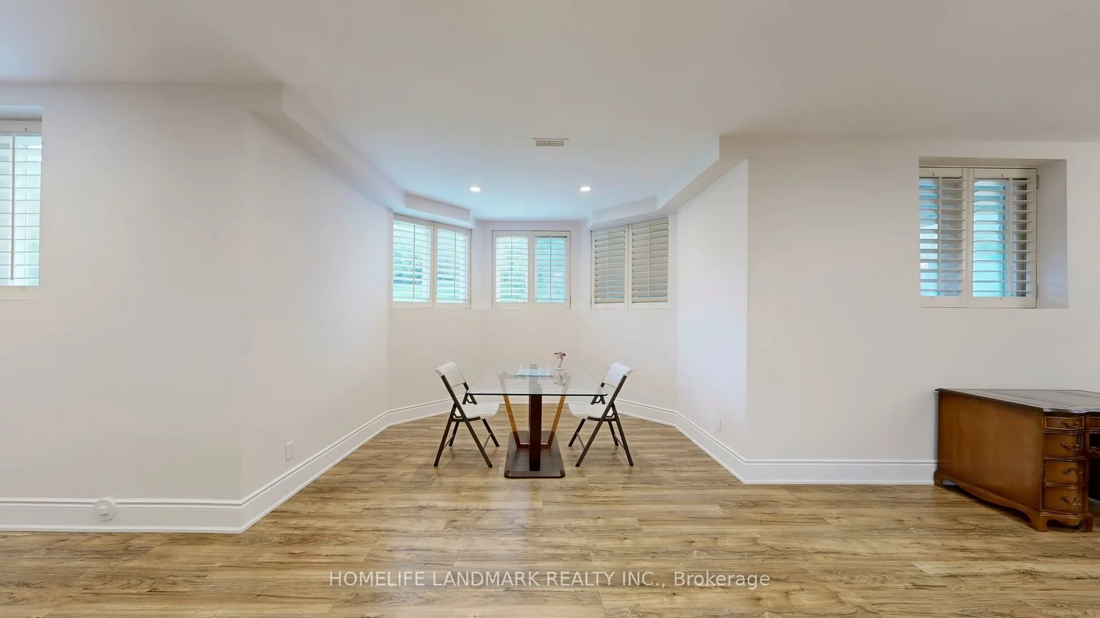 90, Offord, Bayview Southeast, Aurora