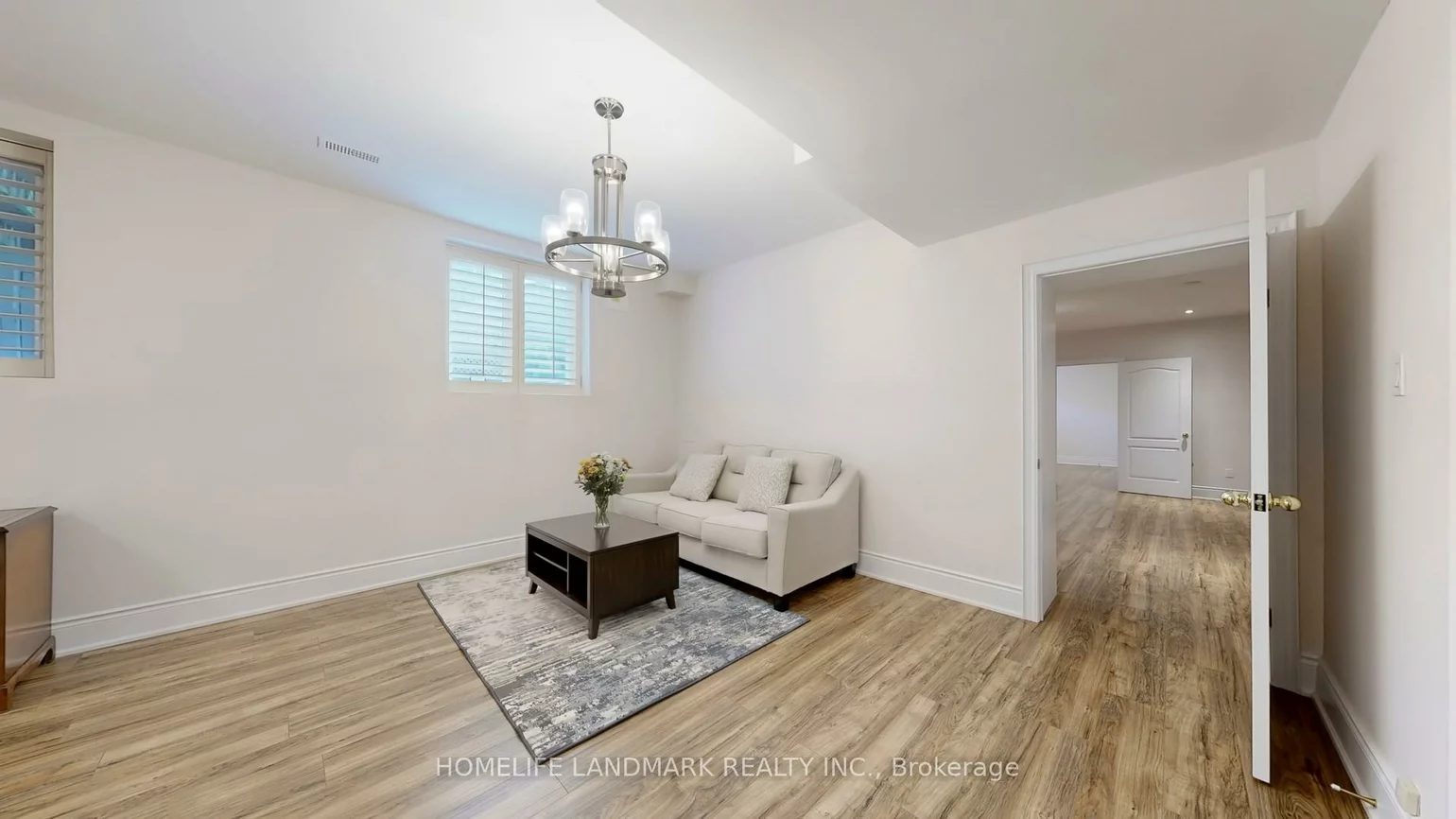 90, Offord, Bayview Southeast, Aurora