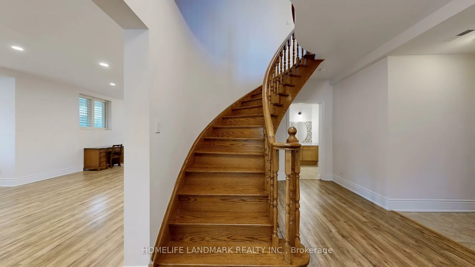 90, Offord, Bayview Southeast, Aurora