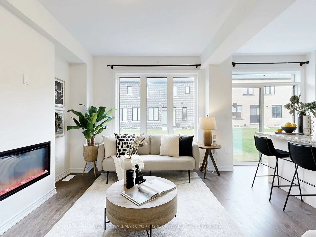 42, Blick, Bayview Northeast, Aurora