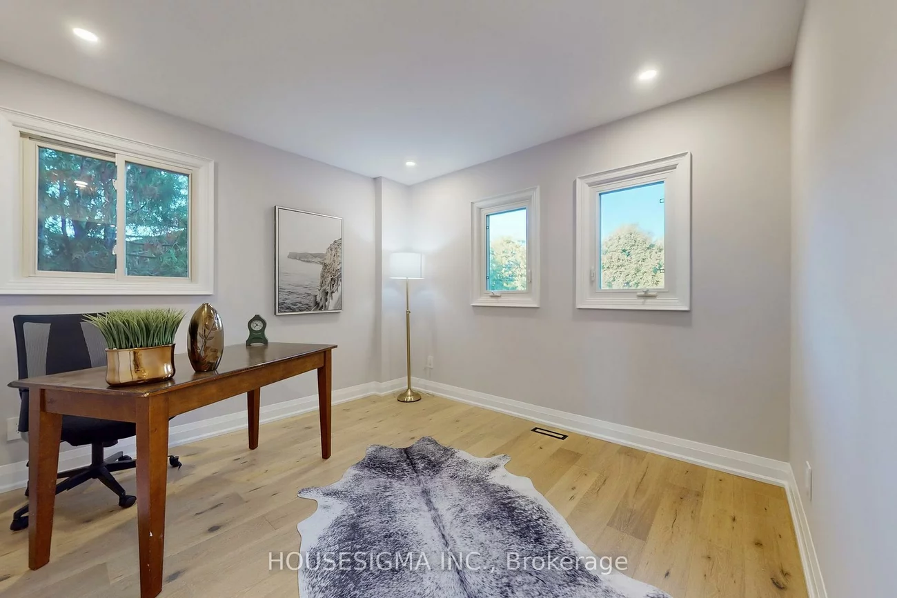 41, Underhill, Aurora Highlands, Aurora