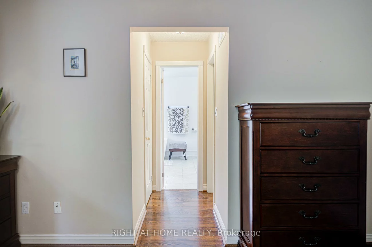 128, Carlyle, Aurora Highlands, Aurora