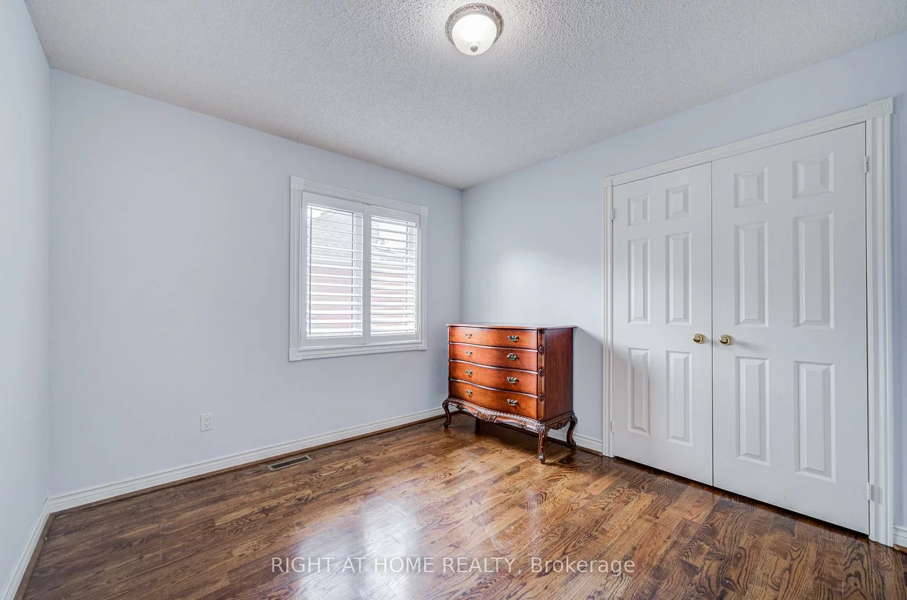 128, Carlyle, Aurora Highlands, Aurora