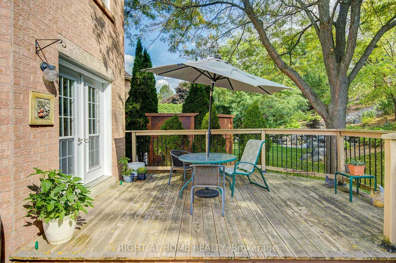 128, Carlyle, Aurora Highlands, Aurora