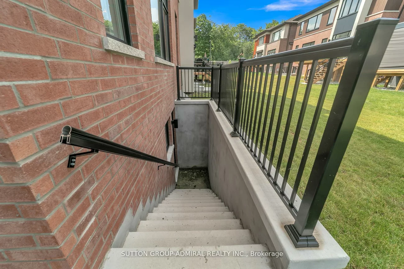 36, Royal Hill, Aurora Estates, Aurora