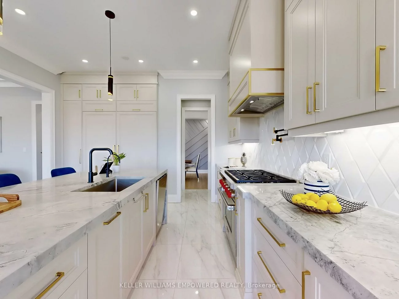 266, Touch Gold, Bayview Southeast, Aurora