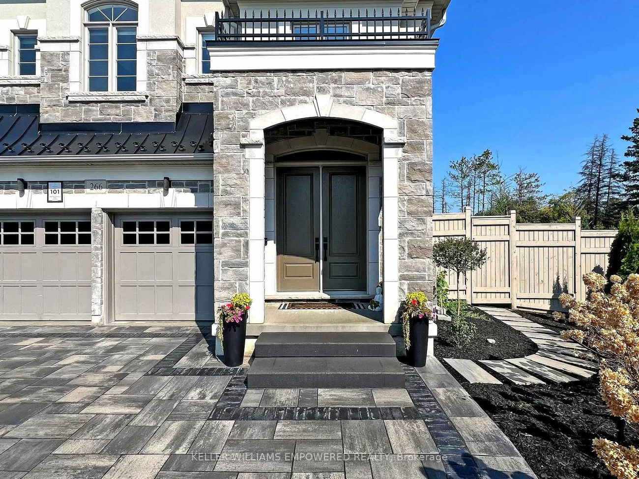 266, Touch Gold, Bayview Southeast, Aurora