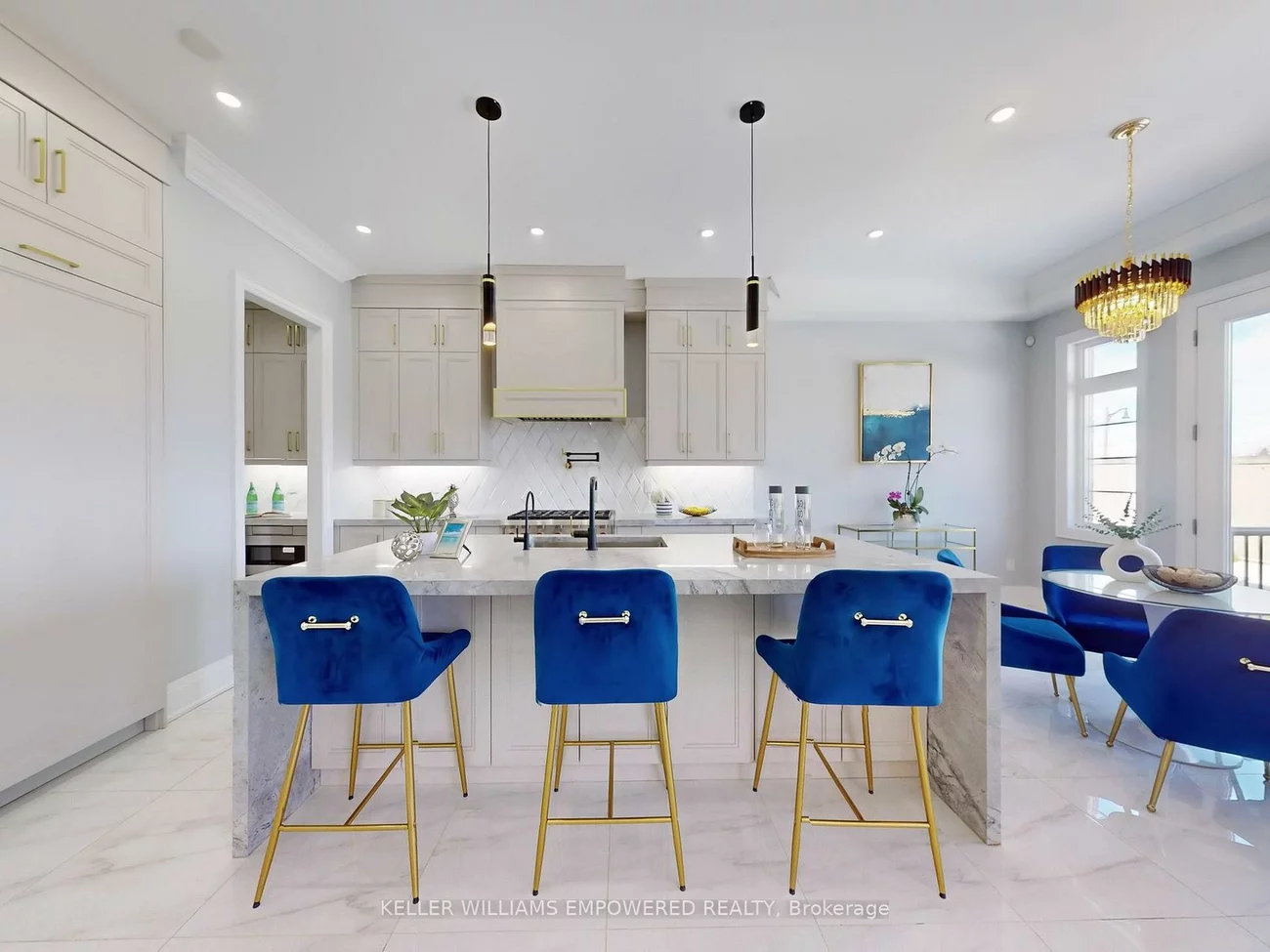 266, Touch Gold, Bayview Southeast, Aurora