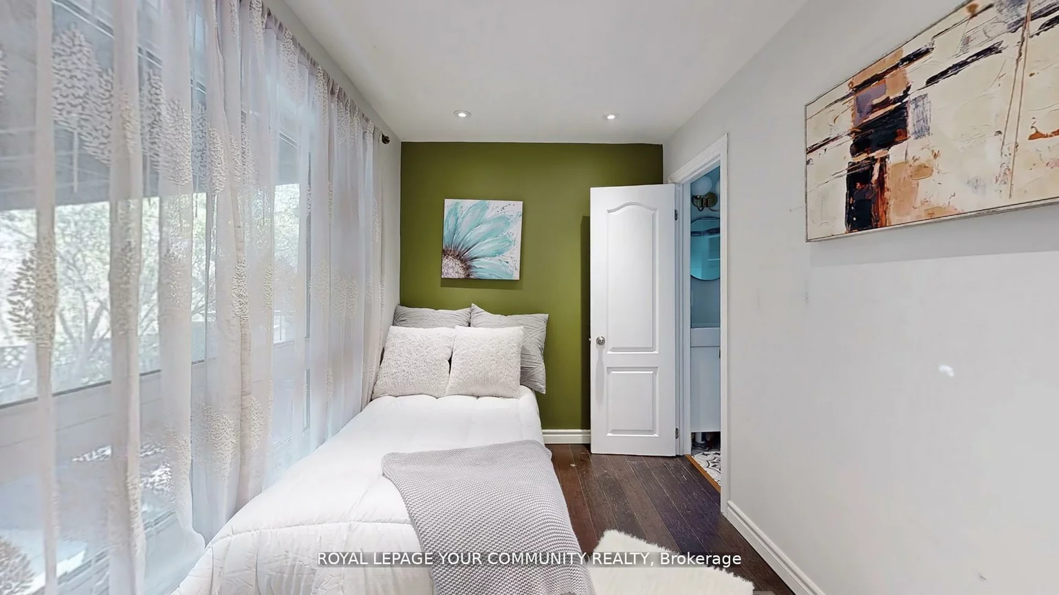 64, Machell, Aurora Village, Aurora