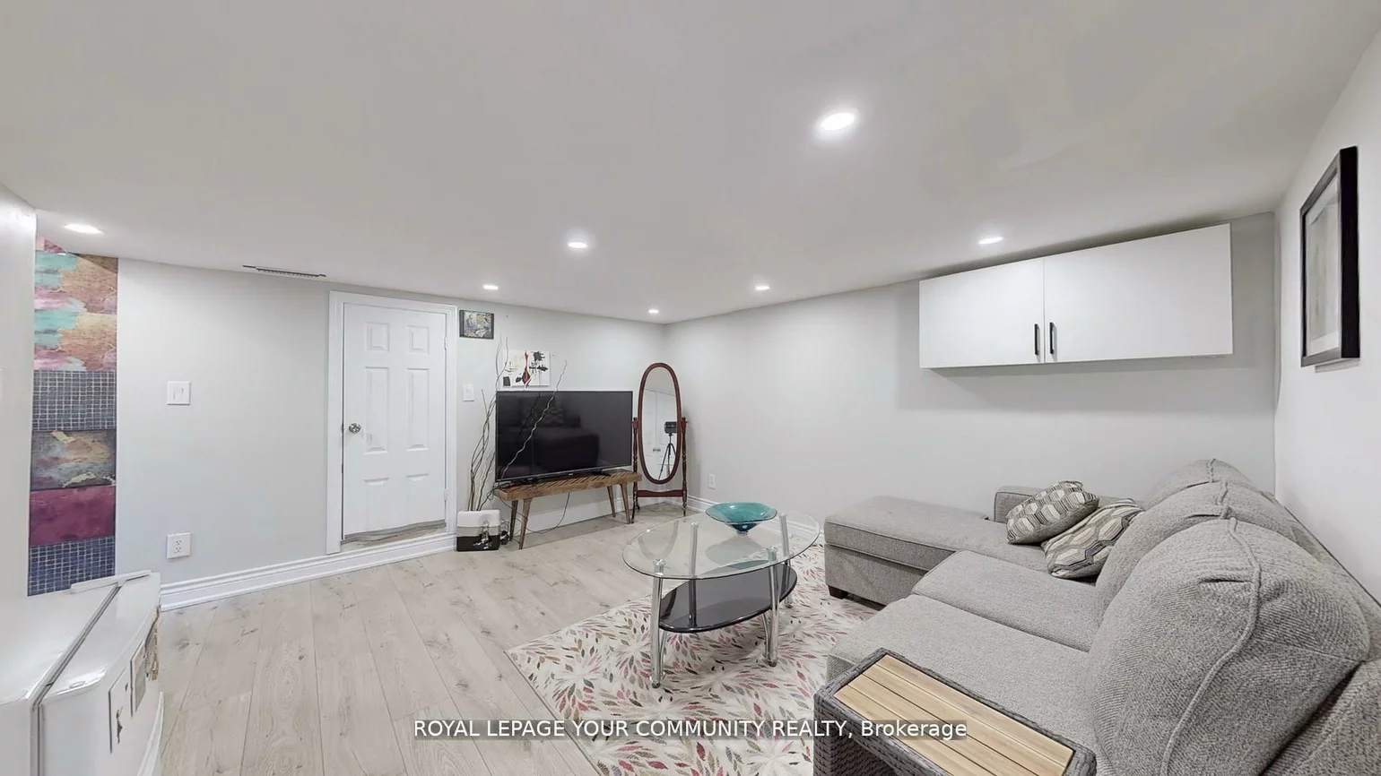 64, Machell, Aurora Village, Aurora