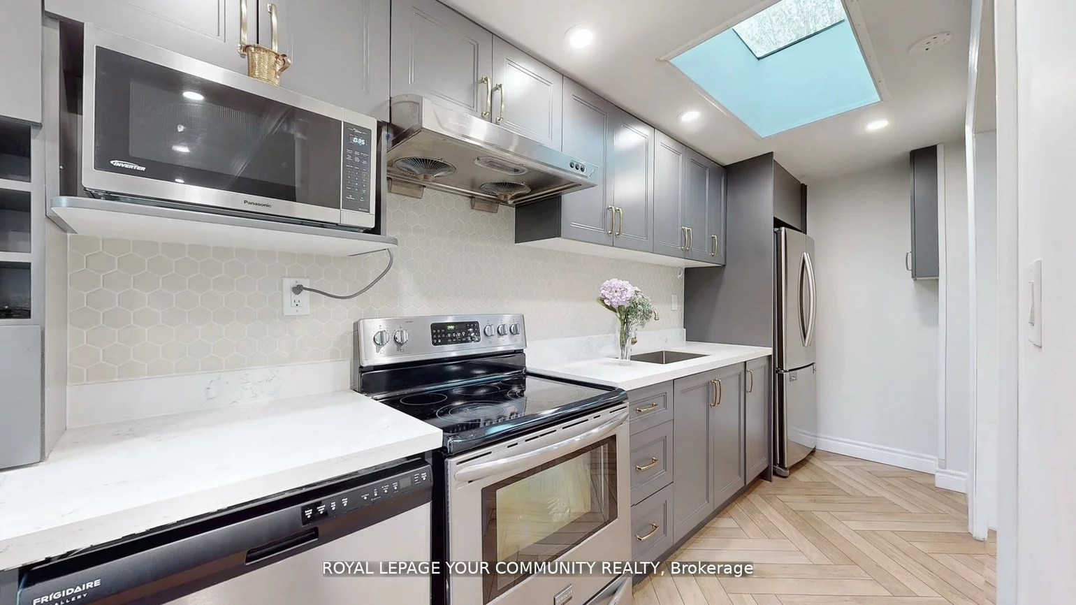 64, Machell, Aurora Village, Aurora