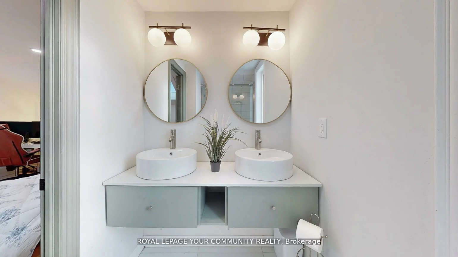 64, Machell, Aurora Village, Aurora